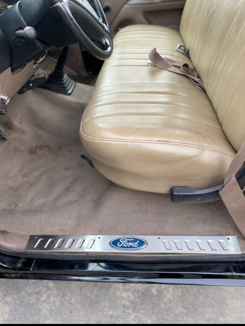 OBS Ford- Door Sills - F Series & Bronco Sill Plates - Alumaduty Style [ EMBLEM]