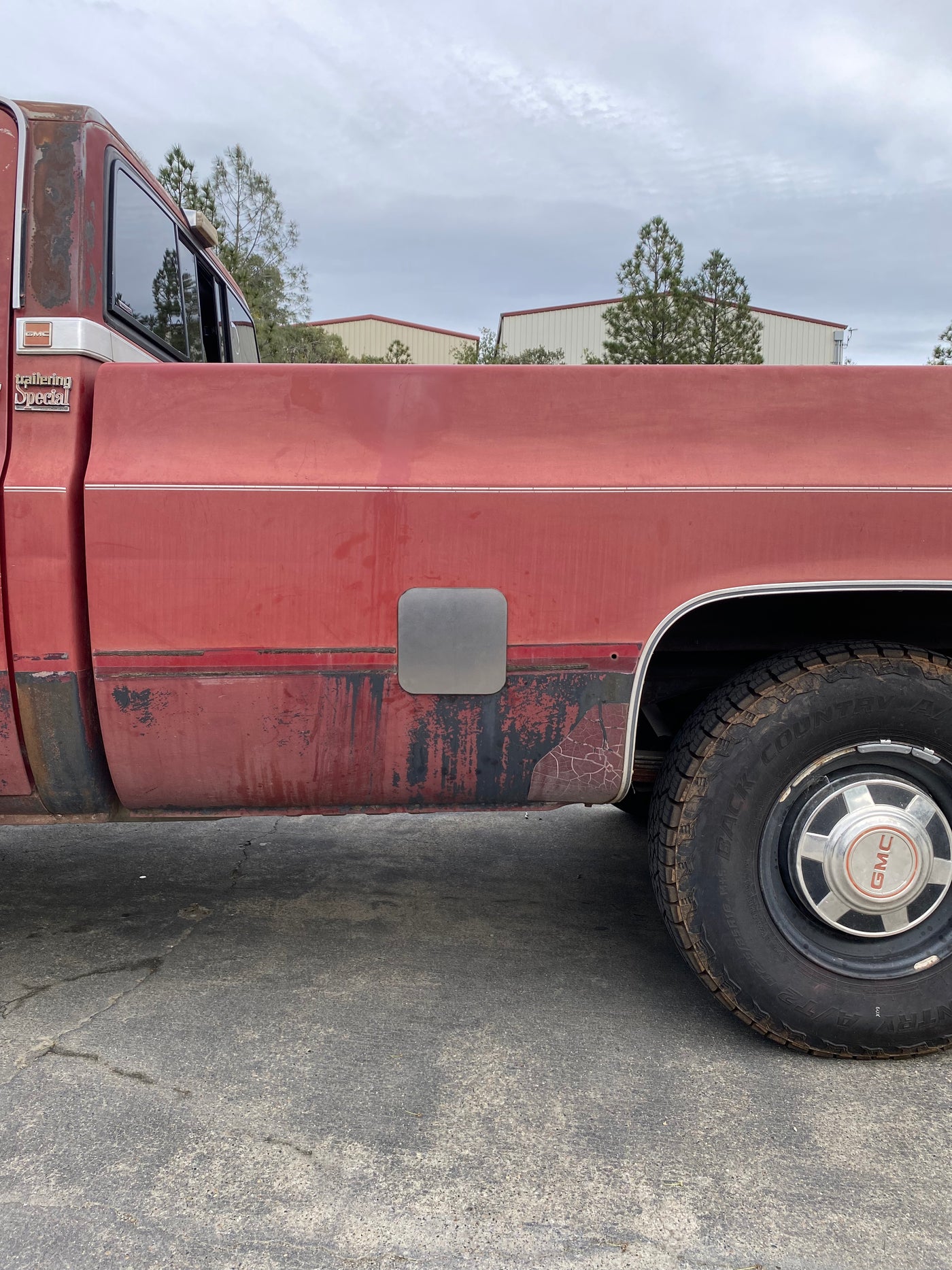 1980- 87 Squarebody Chevy/GMC C10 Truck/Blazer Steel Gas Door Filler Plate (Weld In)